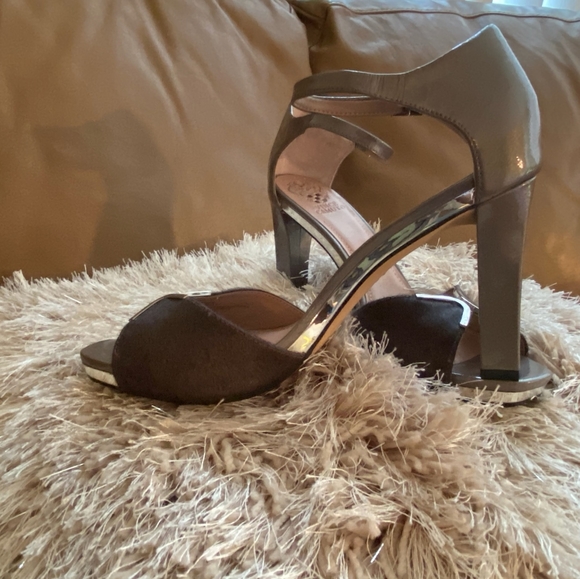 Sexy Sleek High Heel Shoe - Picture 3 of 4